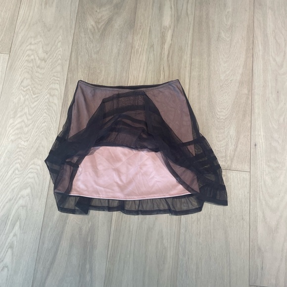 Going Out Skirt - Picture 3 of 3